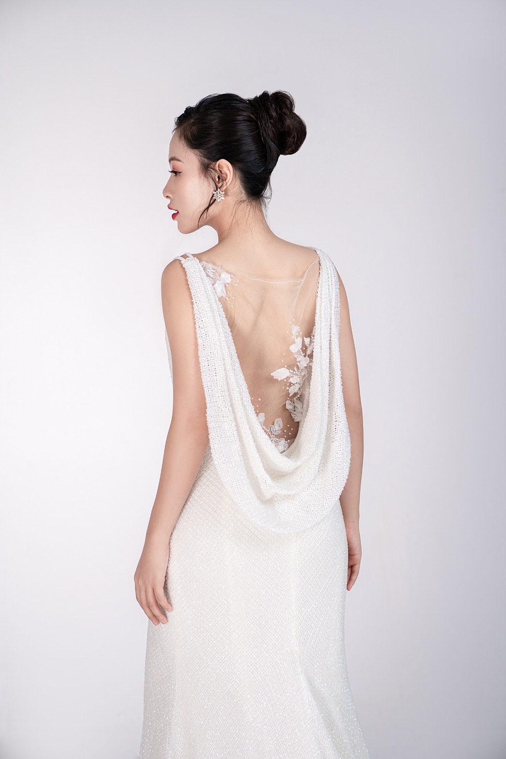 Váy cưới Limited