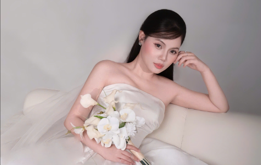 Make - up